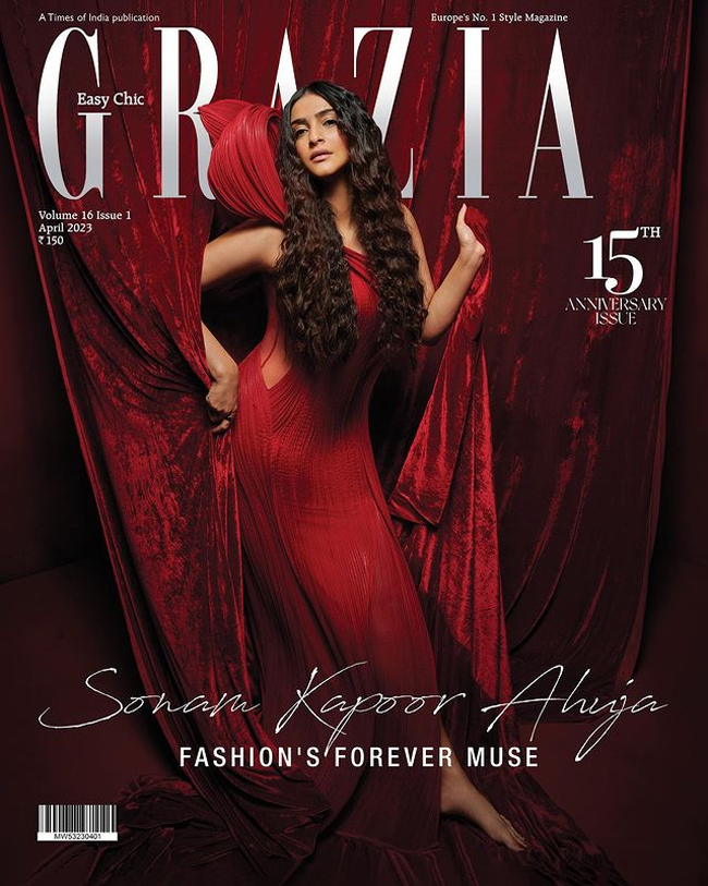 Fashioninsta Sonam Kapoor Strikes Again For GRAZIA Fashioninsta Sonam Kapoor Strikes Again For GRAZIA